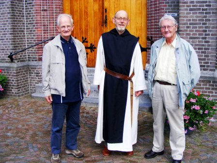 Br. Macarius met Hugo Hinfelaar en Hans Pauwels